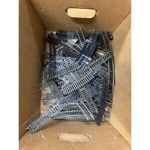 ATLAS HO SCALE LOT OF 80 PIECES SNAPTRACK SEE PHOTOS RERAILER 18' R 9' STRAIGHT